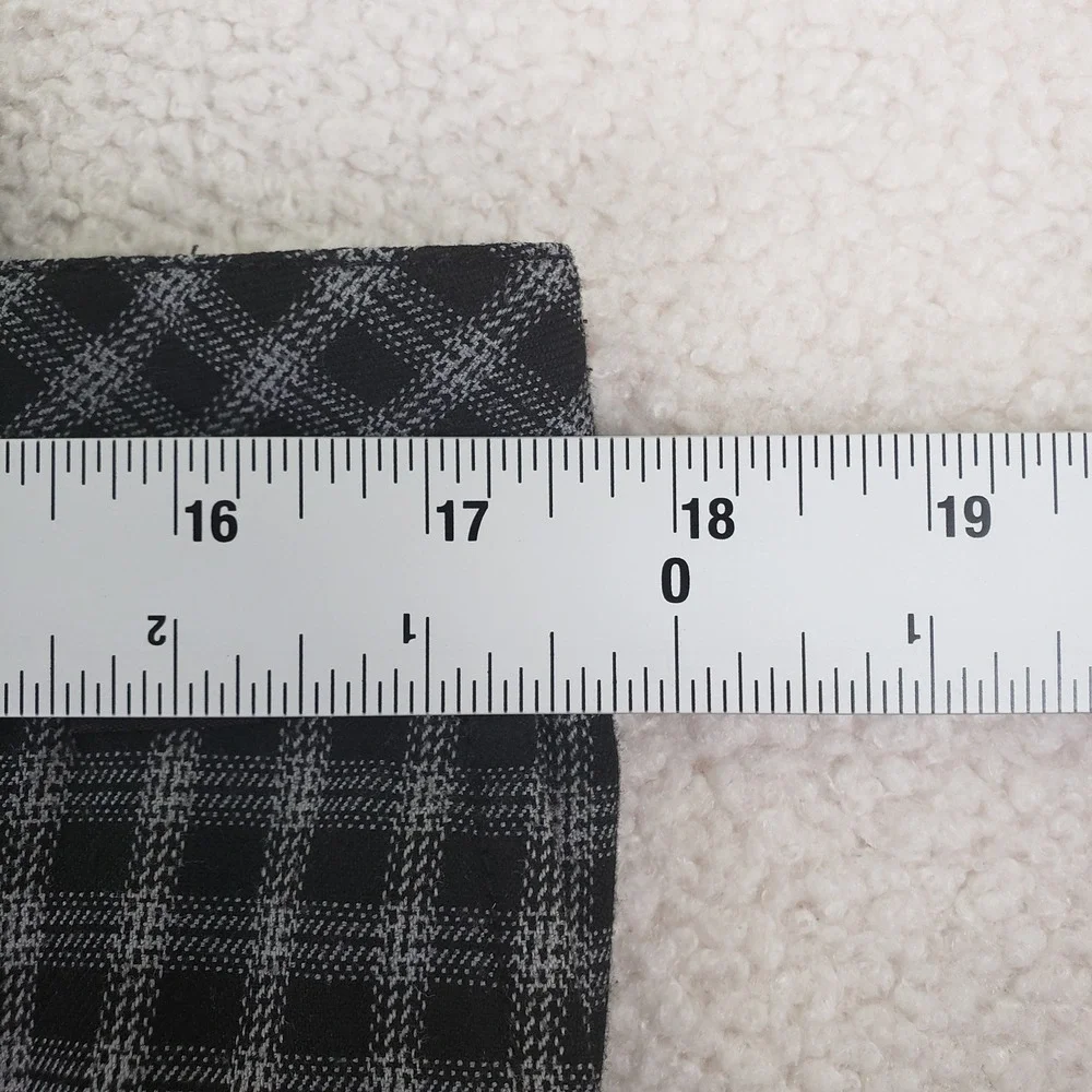 Travis Mathew Plaid Golf Shorts Mens 36 Black Golfcore Preppy Athleisure